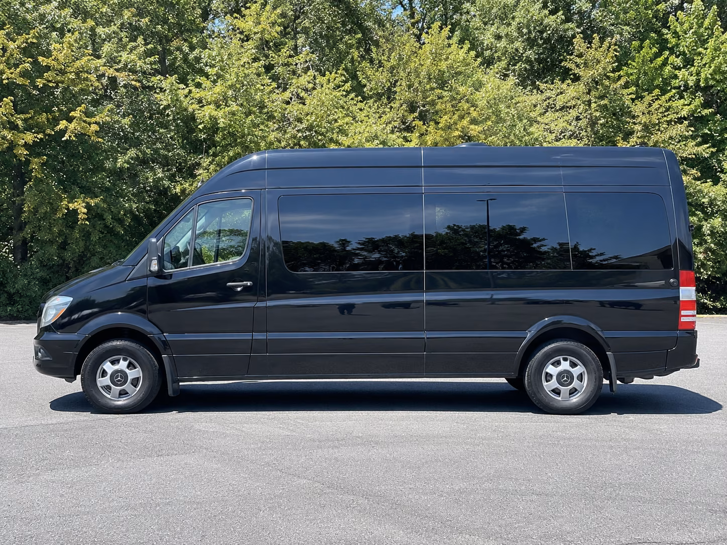 Glendale Wine Tour & Brewery Transportation