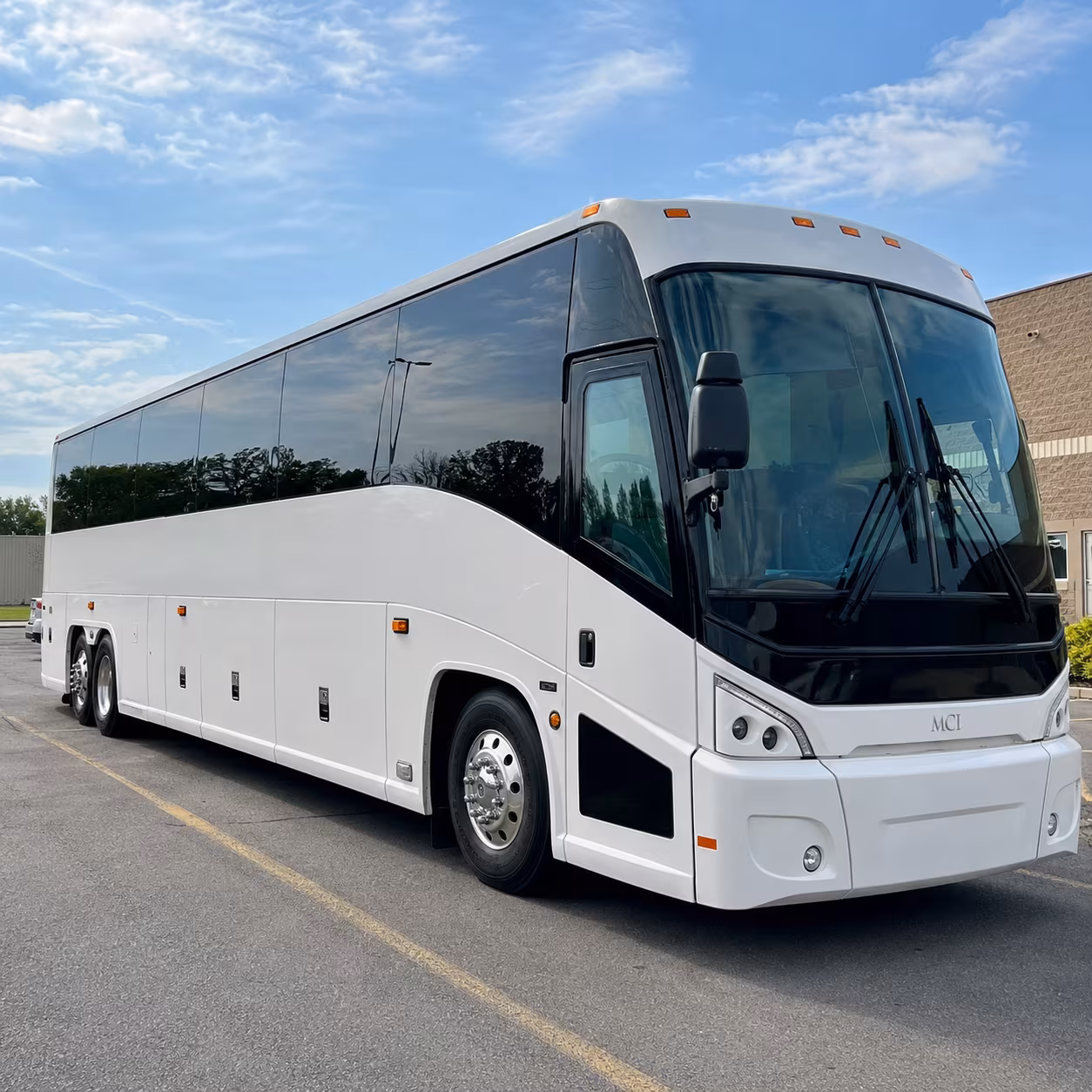 glendalecharterbuscompany com is the easiest way to arrange spring training event airport transfers