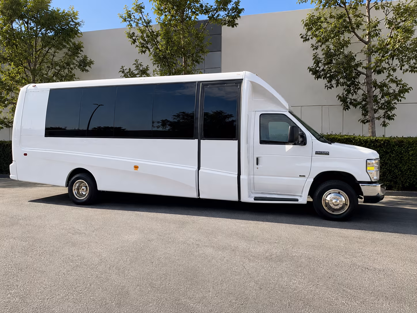 glendalecharterbuscompany com puts every glendale sporting event bus option in one place