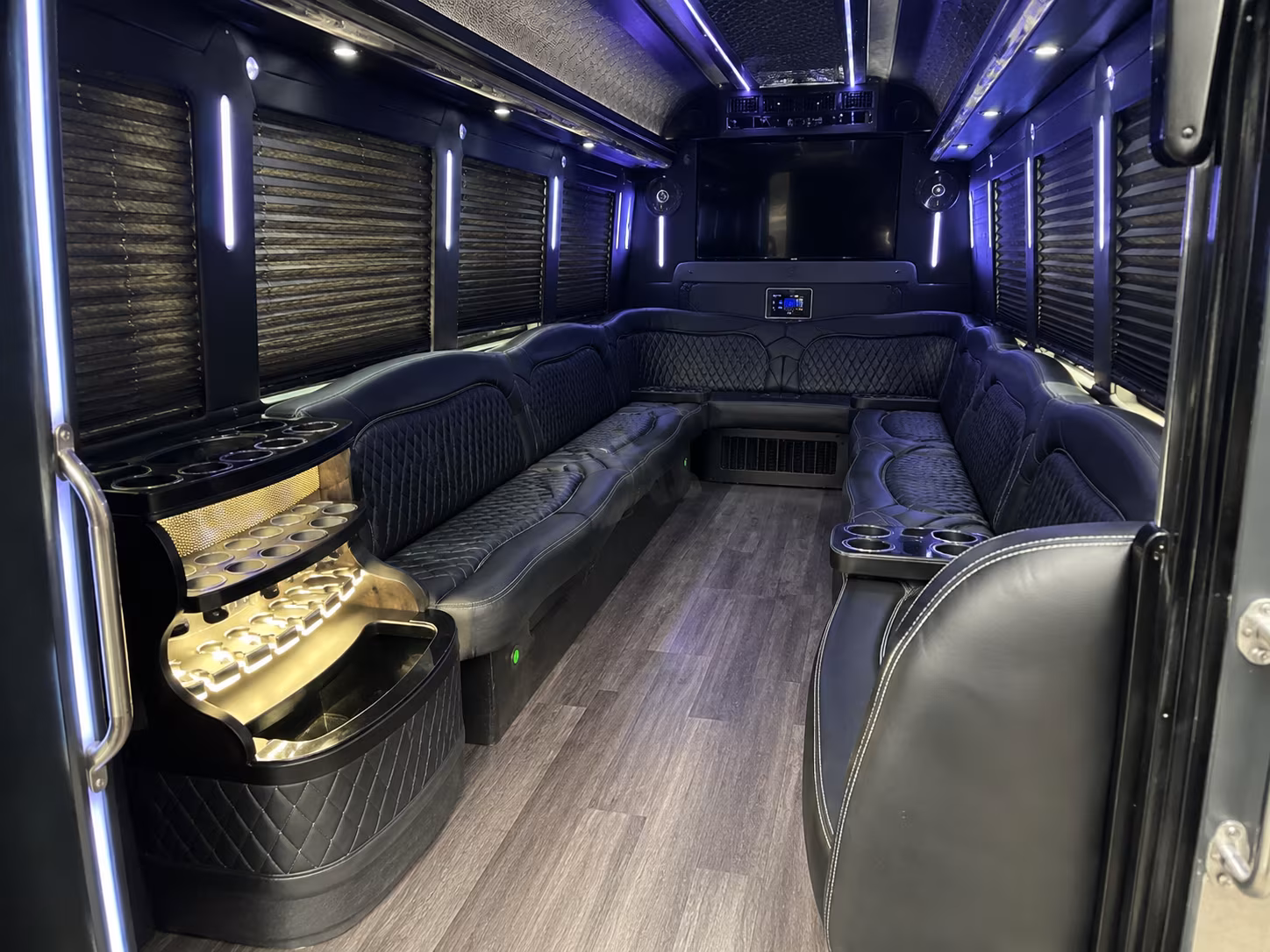 peoria find the right ride with prom bus rentals in peoria