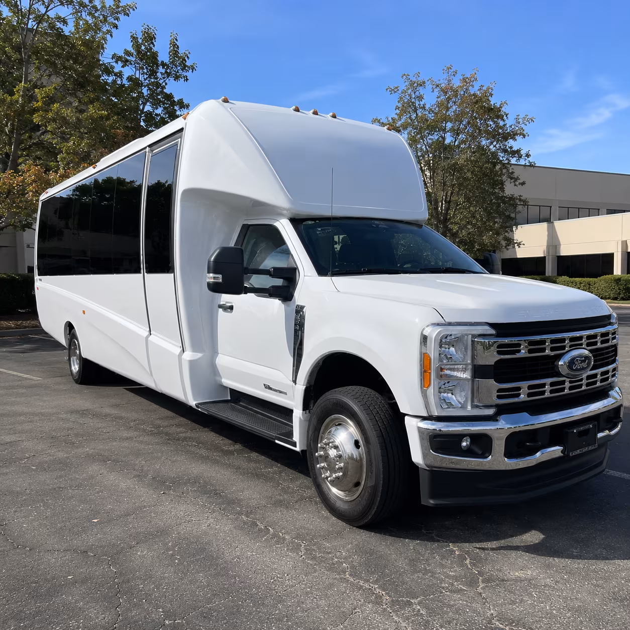 shuttle your wedding guests across glendale without the parking headache